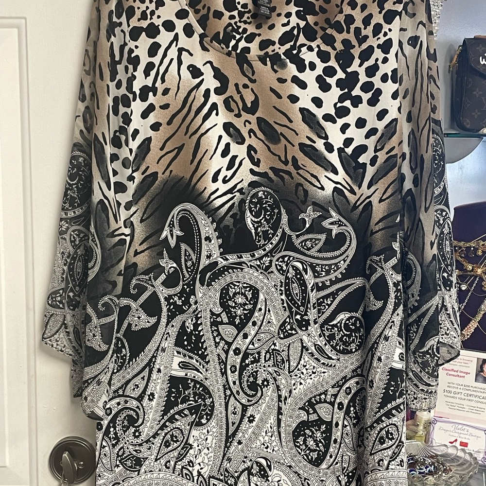 Style & Co. Tunic🔥 - Picture 3 of 3